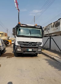 للبيع • شاحنة