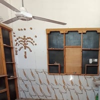ديكور حلاقة • ٣ كراسي • مغسلة