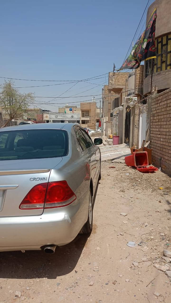 شاهينه  قرار 48 بسمي موديل2005 شاصي 82
خمس بصمات 
دواخل اسوود كشنات حضن 3دكم تحويرتها نجف فوك وجوه دشبول امارات 
السياره مكفوله كص وضربه قويه بيها طخه بالخشم 
السياره جاهزه 
مري شفط ترحيب هيتر بسمي شخصيا وكبل عقد مروري وحجز ومداور مكان سياره نجف سعر 130 وبيه مجال بصيط ***********
