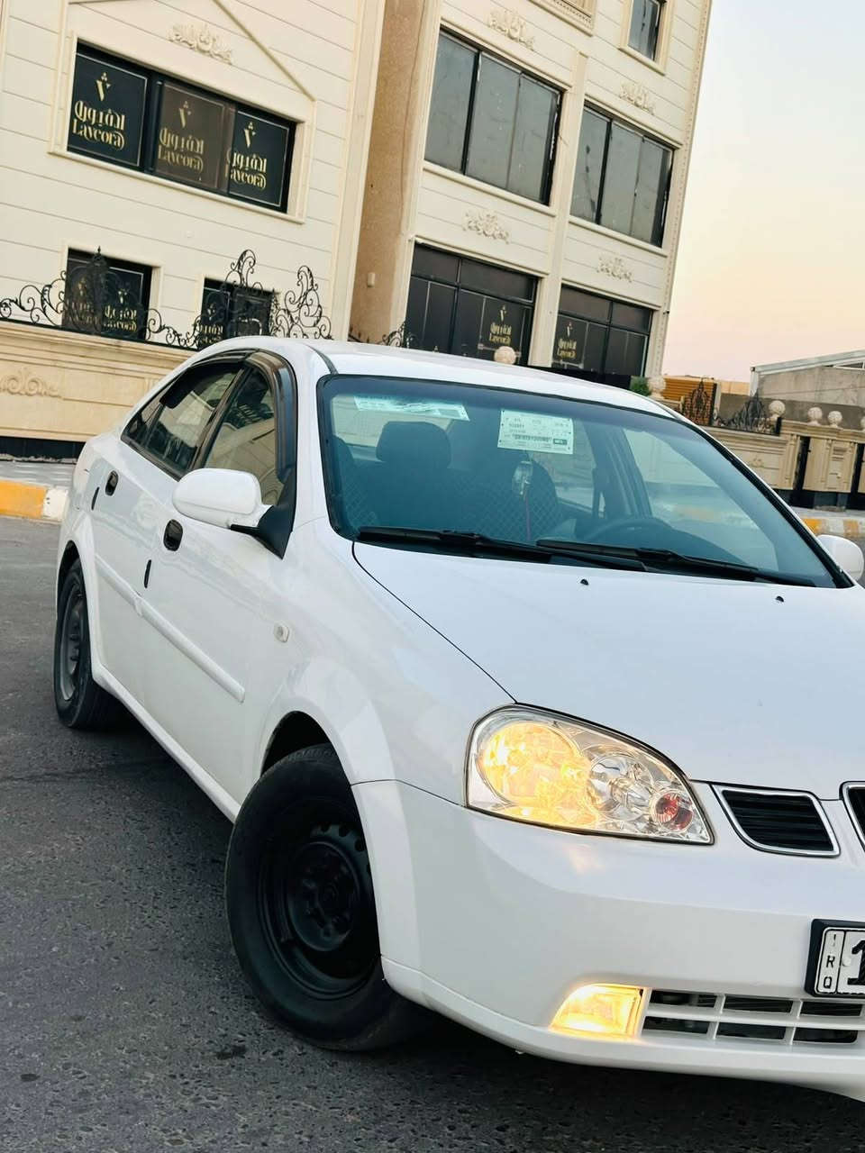 اوبتره 2004 كير عادي رقم بغداد انكليزي   التحويل. والغرامات. صدر جديد. كير محرك شرط لا تبخير ولا تنقيص بيها صبغ اربع مكانات متفرقه بس ابيع حزام حته لا اتعبني ولا اتعبك بدون داخل. دوشمه جديده لايتات جدد بكات جدد السياره. مصروف عليها. تبريد. غير شغال بي صونده وغاز فقط تايرات جدد السياره بلاديه تجي اشوفها واقتنع وتدلل. مكاني صلاح الدين قضاء العلم السعر 53وبيها.مجال ***********
