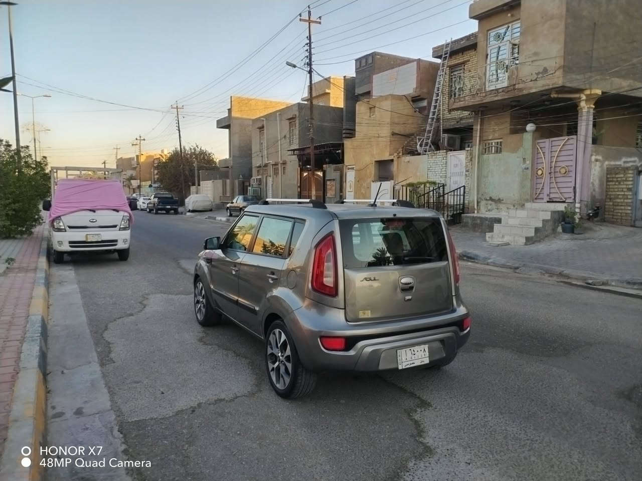 سلام عليكم ***********
للبيع كيا صول وارد أمريكي حادثه جاملغ وبنيد بدون دواخل موديل 2013 محرك 2000 دوش موصفات فتحه بل قمار تحكم ستيرن جهتين اربع دسكات ويل كب 18 داخل لونين ميوزك ٧ ألوان مكان سياره كربلاء المقدسة السعر 92$  ***********
