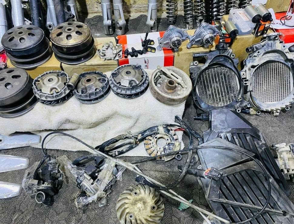 السلام عليكم، متوفر غراض تفصيخ بلادي مال pcx (بيسي  اكس) الجيل الاول فقط فقط مكاني بغداد شهداء البياع يوجد توصيل جميع المحافظات، رقمي *********** اي استفسار اتصال او مراسلة واتساب فقط غير متواجد ع الفيس ومتوفر تصليح وبلخدمة
