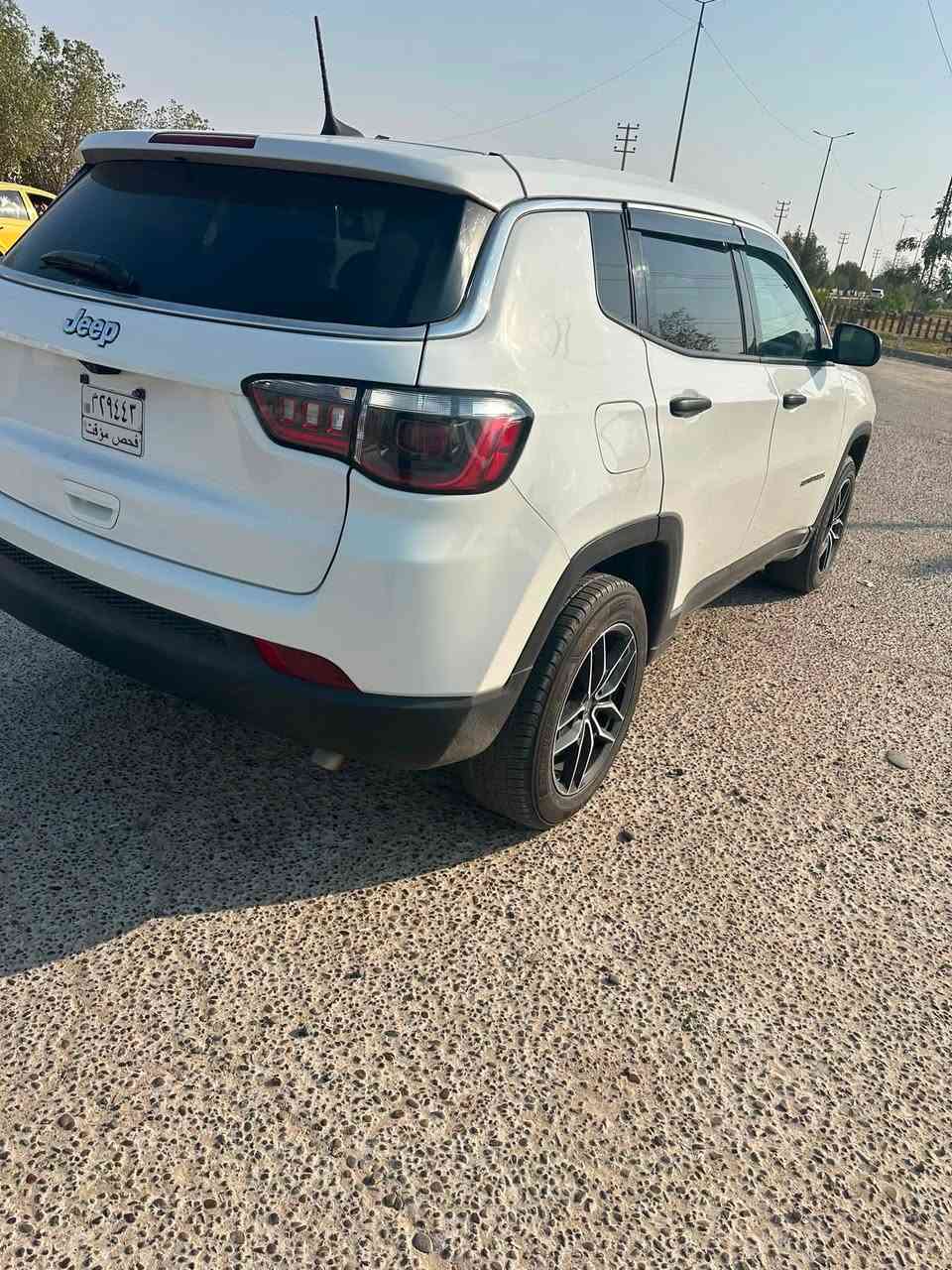 جيب كومبارس
سلام عليكم جيب كومبارس مديل 23 زيرو ماشيه 2000 كم فقط 
تبريد قطعتين 
مودات قياده متعدد 
كينه 2000 تيربو 
رادارات جانبيه امام خلفيه 
تحديد مسار 
كامره 
دشبول جلد وكنتاره بلاد 
مكانه نجف 
تليفون ***********
سعر 145 وبيه مجال
