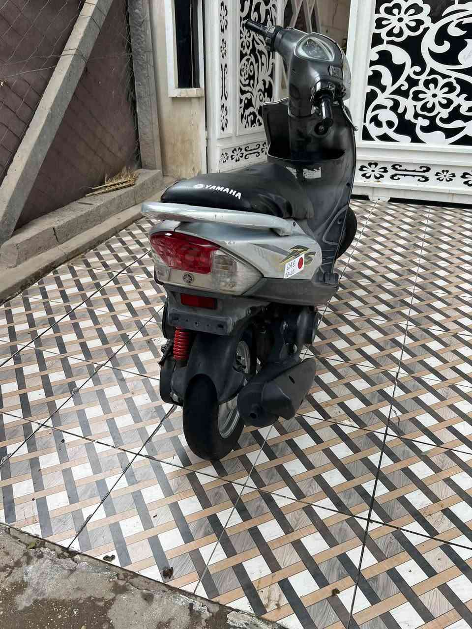 ماكس عدلة • نضيفه • سلف هندر