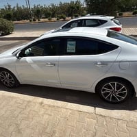 يالله سلام عليكم النترا 19 خليجي بغداد بسمي مكان سياره بابل قرب  سيطره...