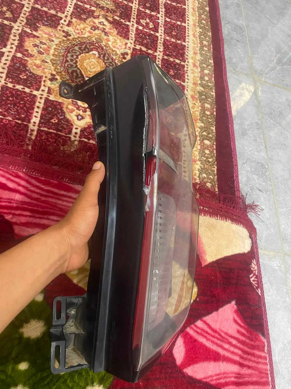 للبيع بك لايت تاهو ٢٠٢٤ الجه اليسرى ***********

