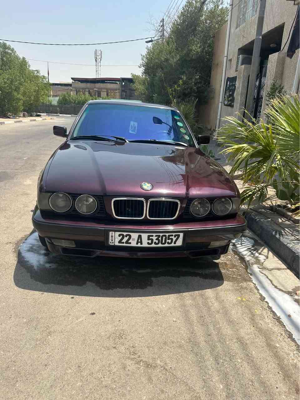 السلام عليكم بي ام  حجم 525 موديل 1993 رقم اربيل سنويه 29 تحويل او وكاله بشرط ماكينه كير كفاله مكينه مسكر فانوس لا تبخير ولا تنقيص تخم تاير جديد كهربائيات شغاله تبريد شغال فقط صبغ جماليه سياره خير من اللّه وجاهزه من الدعاميه للدعاميه السعر 65وبيها مجال 
العنوان البصره الجمعيات *********** Singapore

