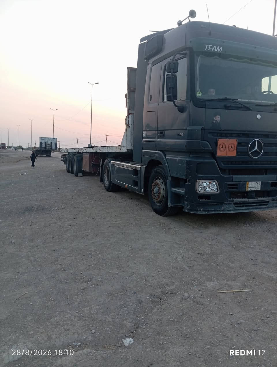 سلام عليكم اكتروس مديل 2004 بسمي بصرة سيارة 🚗 فول مواصفات تبريد لتايدر  مشروع وطني بسمي سيارة  مربوطة راس قاطرة 🚂 ونصف مقطورة سعر 3دفاتر  و 10   وبيهة مجال  اخوان المايعجبة  سعر يعبر منشور  حزاكم اللة خير   مكان سيارة ناصرية قضا جبايش  رقم  ***********. اتصال
