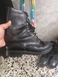 بسطال • قياس ٤١ • جديد