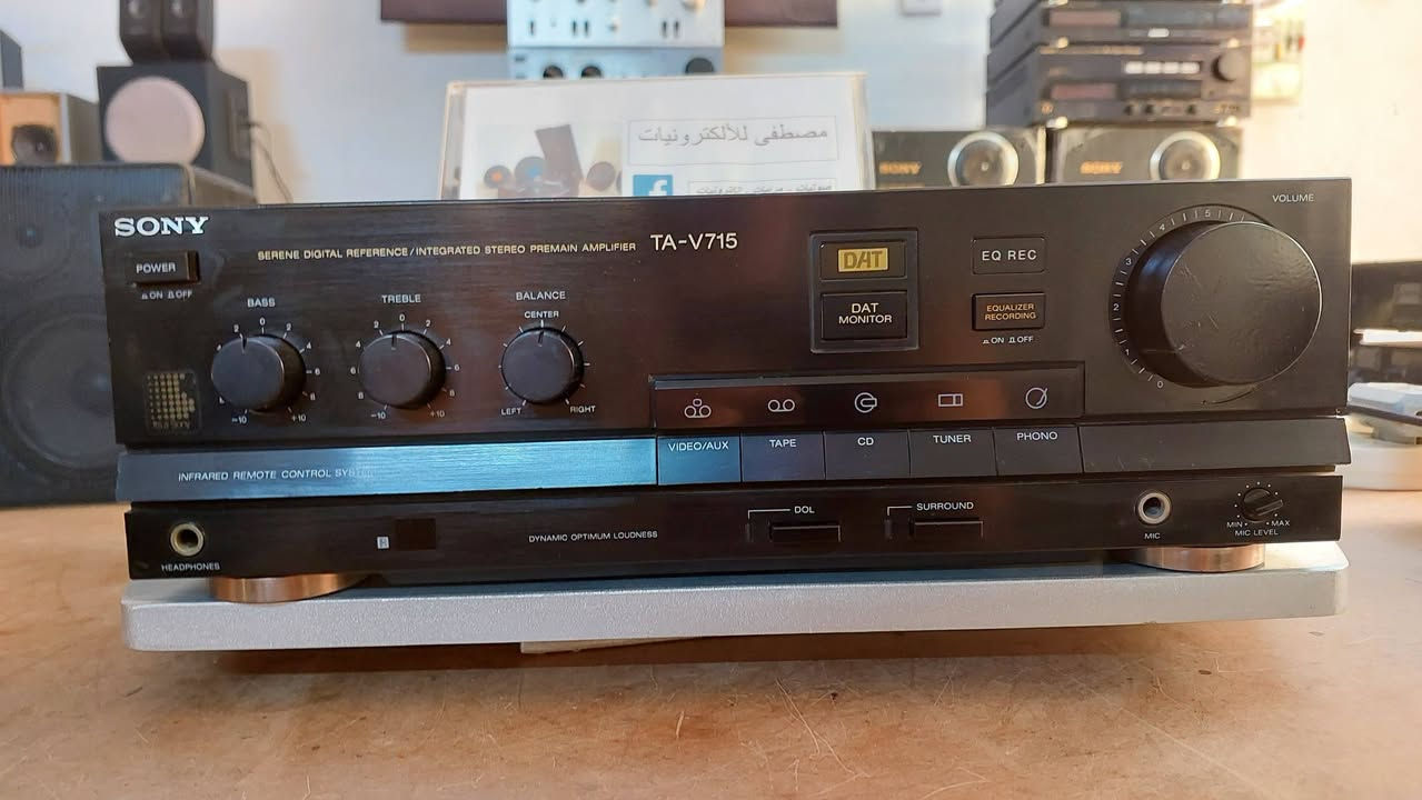 أمبليفاير SONY V715 انيق و نقي و نظيف جدا ..
السلام عليكم.. عرض #2026126 
أمبليفاير سوني موديل 715  بلادي, كهرباء 110v 
السعر اكيد مناسب للطيبين
مع التقدير.. توصيل موجود كل محافظات العراق ⚘️

Mustafa Electronics 
Audio , Video & Electronics
Whatsapp: ***********
