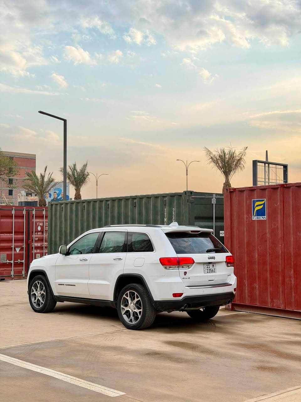 للبيع جيب 2019 خليجي 🇦🇪 — فول مواصفات ليمتد بلس وكاله ليث العبيدي
• فتحة سقف بانوراما
• كشنات جلد + كهرباء
• شاشة كبيرة + كاميرا
• رادارات جانبية وخلفية
• تدفئة وتبريد كشنات
• ستيرن كهرباء + هيتر
• خزن ميموري
• شاشات خلفية
• صندوق كهرباء
• وباقي المواصفات المعروفة
3شاشات 
داخل بيجي 
كير ومكينه وصدر وحداديه كله جديد

🚘 ماشية 74 ألف

السيارة بيها شبر صبغ بالبنيد، والباب بيه ع كد شبر .

💰 السعر: 210 — بيها مجال

📞 للاستفسار: ***********
