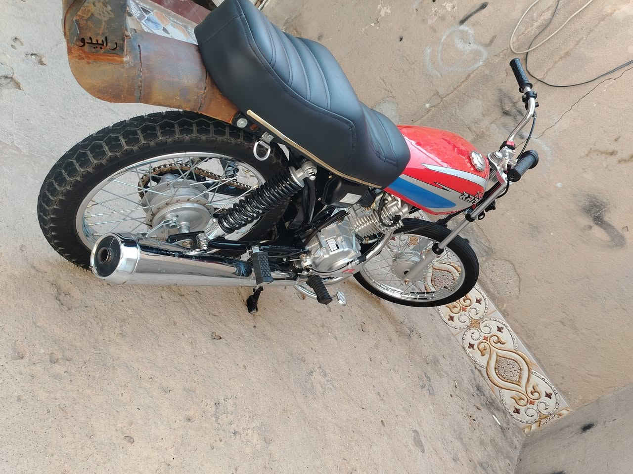 سلام عليكم البيع تعمير صالهه شهر كفاله عامه وشاصيهه 20 وراق كامله بسمي سعر 950 وبيه مجال بصيط خاص مفتوح الو تصال على رقم *********** مكاني شطره
