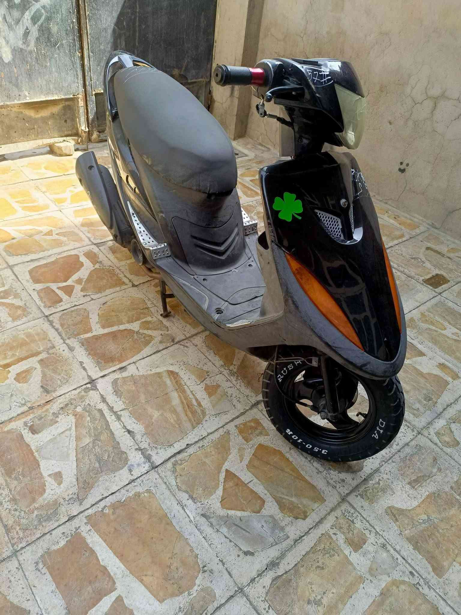 ماكس عدله شلعه ومعدل شاير سكنات لايت ثلجي نشره رماش بريكات خلفي ومامي شغالات دراجه ما بيها اي نقص كامله مكمله كفرات 4 ولفات مكينه 49 كفاله نضوح تبخير تنقيص كامله من تاير للتاير سعر 600 مكاني الحسينيه مال راشديه بغداد ***********
