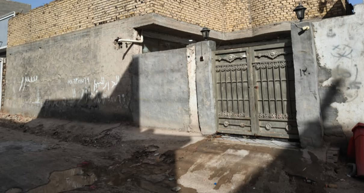 🏠 بيت للبيع في حلة شارع 80 – المراشدة

📐 المساحة: 170 متر
📜 سند 25
🛏️ غرفتين جوه
🚿 مجمعات صحية داخلية وخارجية
🏗️ غرفتين فوك فقط هيكل
▫️ وحدة سويت ووحدة عادية
🏡 واجهة عريضة وموقع ممتاز
📍 مناسب جداً للسكن أو الاستثمار

💰 السعر والتفاصيل الباقية بالمراسلة أو الاتصال

📞 ***********
📞 ***********

📍 مكتب سيد حسن عرفان – بابل السياحي
