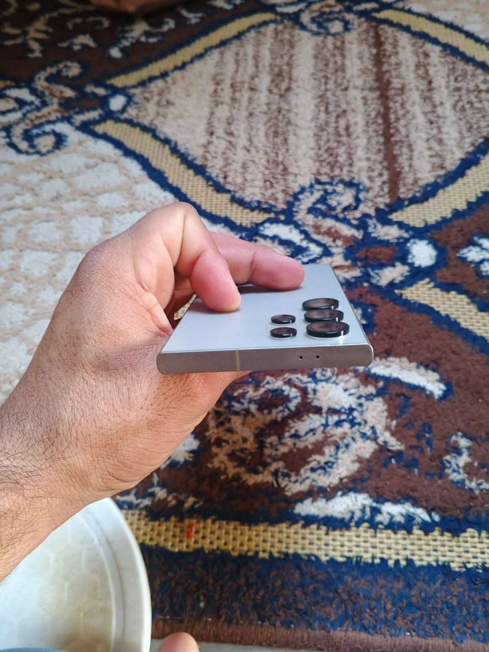 اس 24الترا جهاز نضيف كلش مامبدل بي اي شي سعره 850 الف قفل بدون مراوس
مكاني بغداد 
***********
