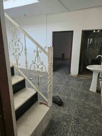 مشتمل • غرفتين • شارع ٨٠