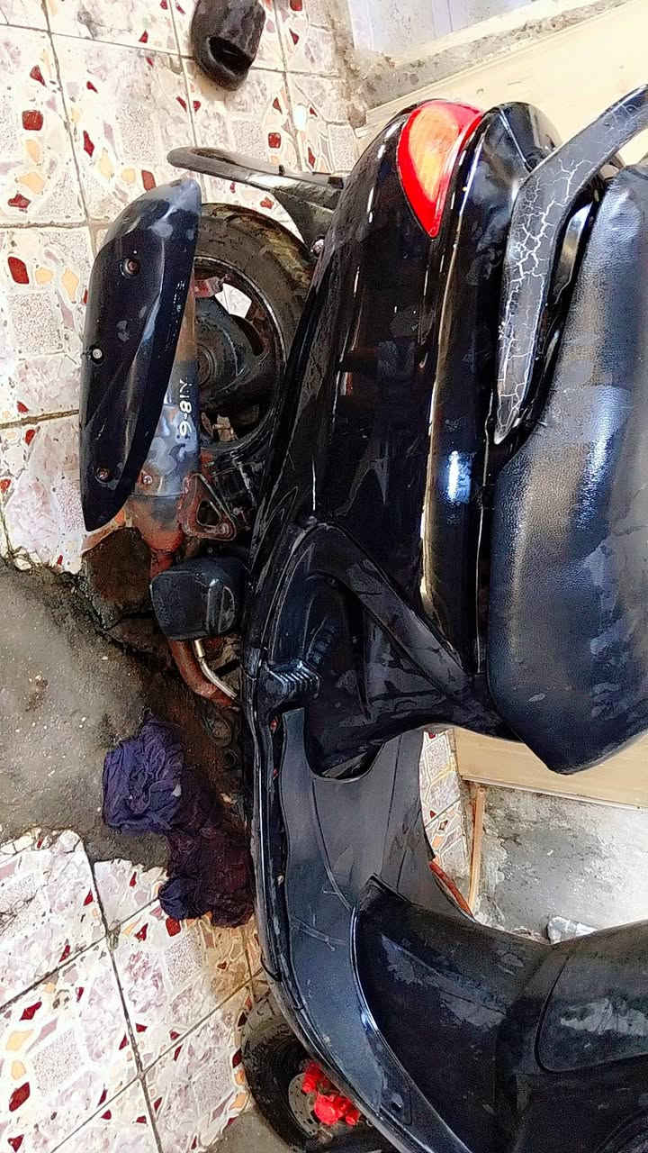 السلام عليكم فراشه فحل 140 بيع مستعجل السعر 250 وبيه مجال ببه صوت بالصالنصه محركه بي نقوصات محرك شغال كهربائيات شغاله سلف لايت اشاير سوادات ختم واحد عداد رياضي الكتروني تايرات جدد قفل جنطه شغال دبلات شغاله ابيع على هاي الوضعيه الدراجه متروكه اتريد ابيعك كوم حديد 200 قفل المكان شارع الطهمازيه قرب مول اهل الخير الاتصال او واتساب ***********
