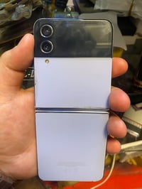 سامسونج z flip4 • ٢٥٦ • بغداد