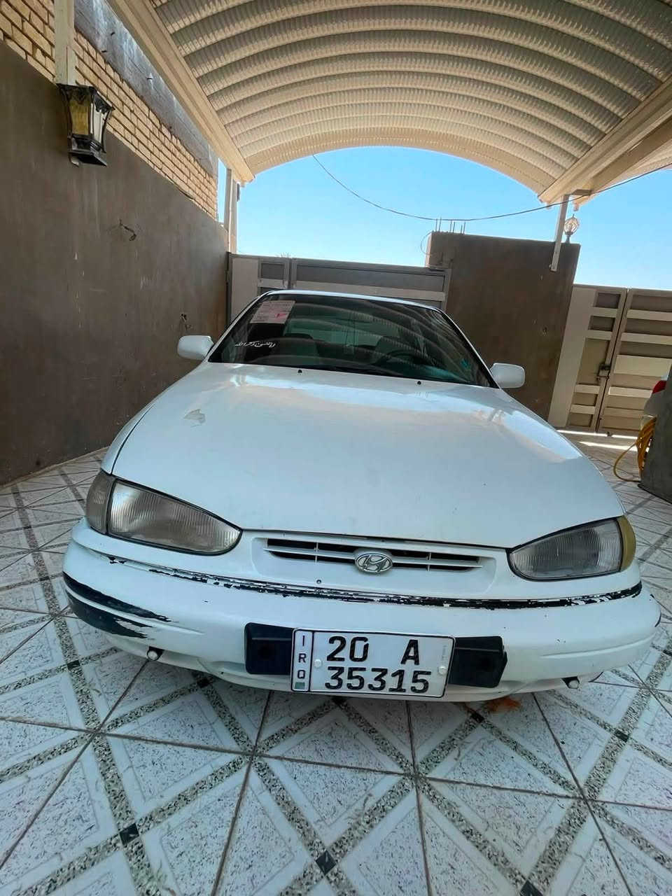 سلام عليكم 
النترا مديل ١٩٩٤ سياره حلوه ونضيفه المكينه زينه الكير بي تاخيره بالنمره الثانيه والثالثه السياره احلى من الصور رقم ديالى جديد بالسمي سنويه جديده تحويل ثاني يوم السعر ٣٠ وبيها مجال ***********
