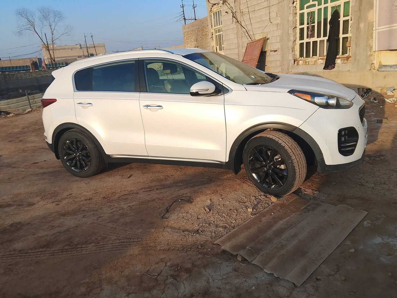 سبورتج 2018 امريكي حادث بنيد فقط والباقي مكفول جيتي لاين مكينه 2400 فول مواصفات عدد بني راما ض بصمه تحكمات شفتات سياره رياضيه ستيرنD بيع ومراوس السعر 145 الرقم ***********
