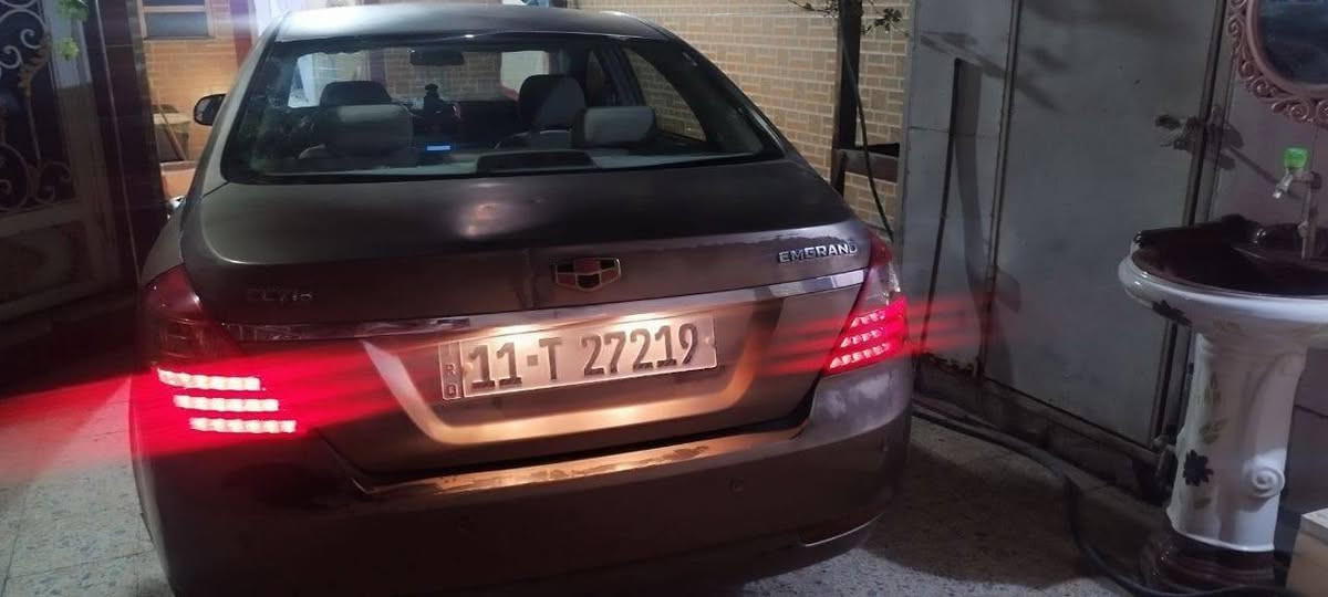 امگراند C7   ٢٠١٣
مكينه ١٨٠٠ بلاديه اوتو 
تبريد 
تدفئة
 سنتر لوك 
حساسات خلفيه
 رقم بغداد انگليزي بأسمي سنويه لل 29 
السعر ٥٠ 
 فقط مجورده بدون صبغ 
مكان السياره السماوة/القشله
غير متابع تعليقات فقط واتساب او اتصال ***********
