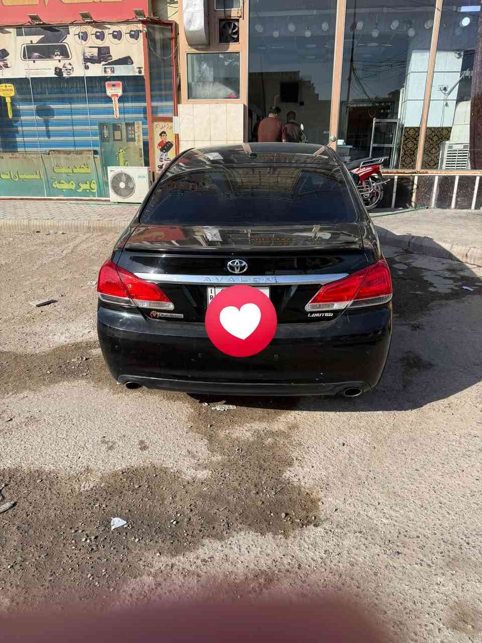 السلام عليكم.  افلون 2012 امريكي
افلون امريكي لمتد فول موديل 2012 ابيض صدفي

كلين بدون حادث 

محرك 3.5   6 سلندر 

رقم أربيل  الانكليزي الجديد

 تحويل او وكاله  ثاني يوم 

مكفولة فقط داعاميه جماليه صبغ 

فتحة سقف 

داخل بيجي وصاج

سيدي جنجر اصلي بلادي موجود شغال

تبريد قطعتين كراسي كهرباء 

فول تحكم بعد مواصفات اللمتد معروفة

تخم تاير جديد 

السيارة ما بيهة اي نقص 

السعر 140$

رقم الهاتف ***********

مكان السيارة النجف
