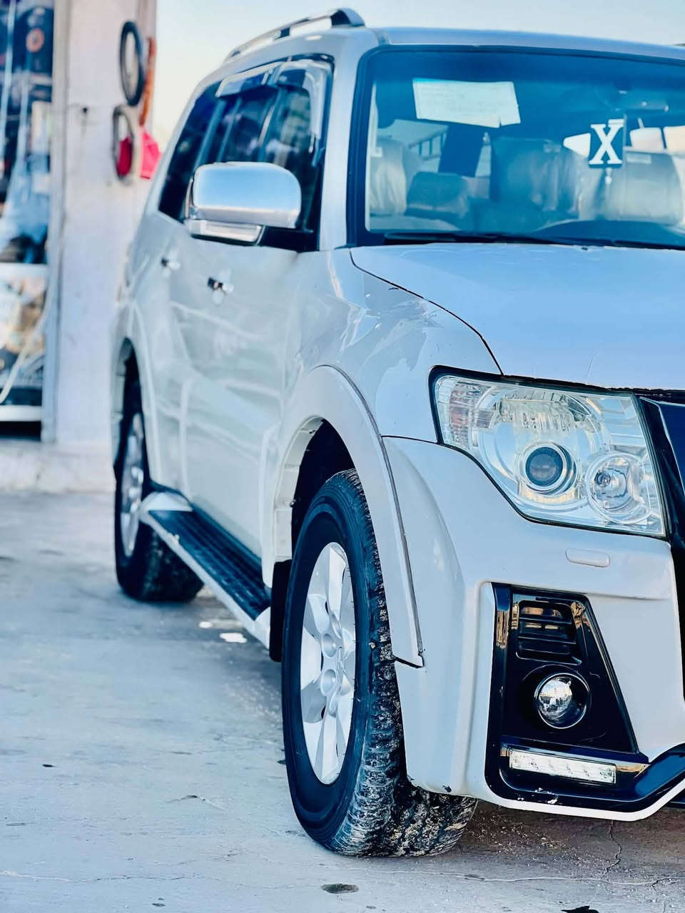 باجيرو حبتور خليجي  فول فول ١/١ موديل ٢٠٠٩ محدثه شكل لكزز 
محرك 3500 حبتور  توني مجفته وكالة غراضة شركة شرط زيرو مع الظمان 

كير 4 نمر شركة 

فتحة سقف بانوراما 

دمام خلفي 

تخم تاير نص عمر

كشنات جلد بيجي كهربائي تدفئه

شاشة تاب كامره خلفية حساسات خلفية 

السياره محدثه شباك لكزز 

منظومة غاز اتيكرا اصلي انسى البانزين 

موديل 2009 اصل خليجي 

السيارة خليجي كفالة عامة من صبغ وضربة ومعجون 

فقط حالوب قماره وبنيد وصفحة خفيف كلش مامبين اله تركز بي شبر بارد بجنطة 

فقط 

للبيع والمراوس 

السعر 125 وبيها مجال 

مكان السياره الديوانية 

رقمها بغداد نكليزي مميز تحويل مباشر
***********
