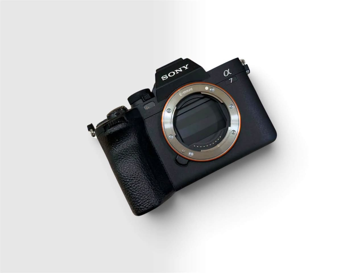 #daste_dw_مستعمل
———————————-
#sony a7 IV body 
Clean 90%
Shutter 16K

نص مكتوب في الصور:
- 12:30 تريد تعرف عدد الشتر (Shutter Count) بكامرتك (Sony A7 IV (A7M4 حتى الشتر camerashuttercount.com X CAMERA SHUTTER COUNT Find out how many shots your Digital SLR has taken RESULTS Shutter count 16882 SONY ILCE-7M4 Current value on eBay As an eBay Partner, this site may be compensated if you make a purchase using the above link X نشر إذا كان هذا مفيدًا وكنت تحب الكاميرات، فاطّلع على تطبيق سطح المكتب الجديد! CHECK ANOTHER CAMERA DPGI Digital Photo Gallery