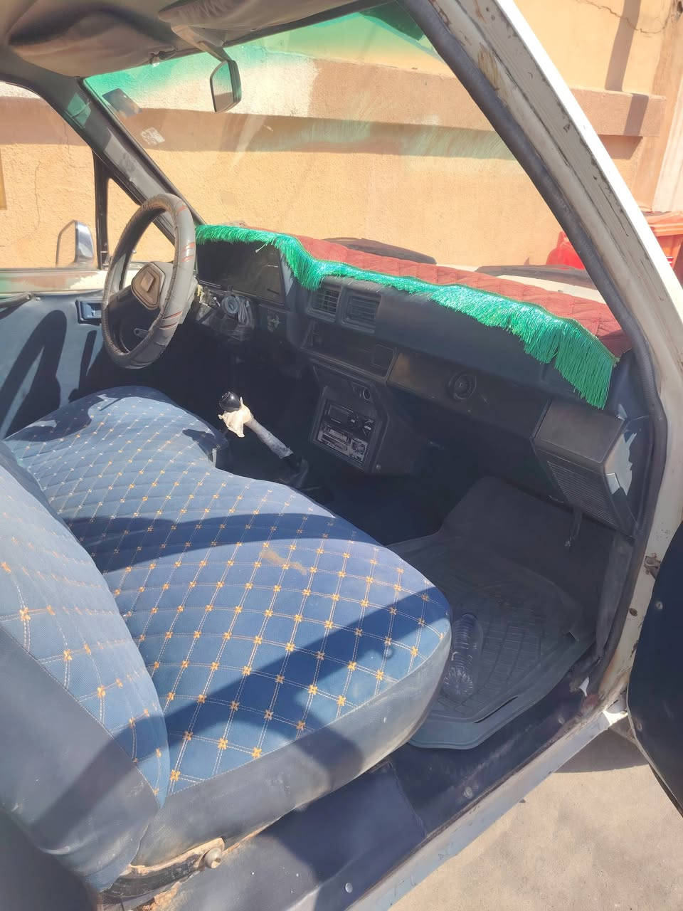 السلام عليكم
سياره للبيع
بيكم موديل 88كروسيده محرك شرط
تخم تايرات جديد
بطاقه بانزين/سنويه جديده ب اسمي شرط التحويل او وكاله هم يصير
للأستفسار الاتصال ع ***********2
