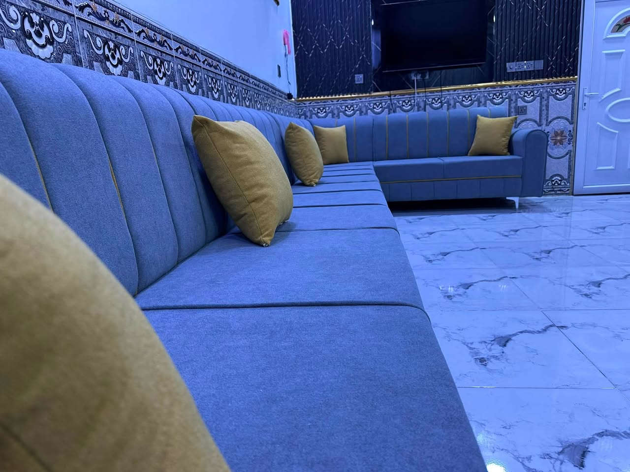 ✨ معمل ومعرض الزهيري ✨ يتوفر بلاقساط المريح ع ماستر كارد الرافدين

🛋️ فخامة التصميم... وراحة لا تُضاهى

استمتع بأحدث موديلات الكنب والاستقبال بتصميم عصري أنيق يجمع بين الجمال والمتانة، مع تفاصيل راقية تمنح منزلك لمسة مميزة.

✅ قماش فاخر ولمسات تشطيب عالية الجودة
✅ هيكل متين مصنوع بعناية واحتراف
✅ ألوان عصرية تناسب مختلف الديكورات
✅ راحة استثنائية للاستخدام اليومي
✅ إمكانية التنفيذ حسب الطلب

🌟 لأن الأناقة تبدأ من غرفة الجلوس، اختر الجودة التي تستحقها.

معمل ومعرض الزهيري للأثاث
📞 ***********

الزهيري... عنوان الجودة والتميز في صناعة الأثاث. 🏆
