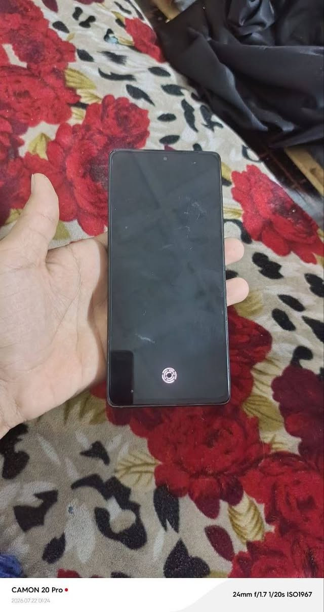 السلام عليكم ورحمة الله
جهاز  تكنو كامون 30 برو 5g
جهاز نضيف كلش ومعتاز اريد ابيعه 
سعرة 240رقمي واتساب  ***********
