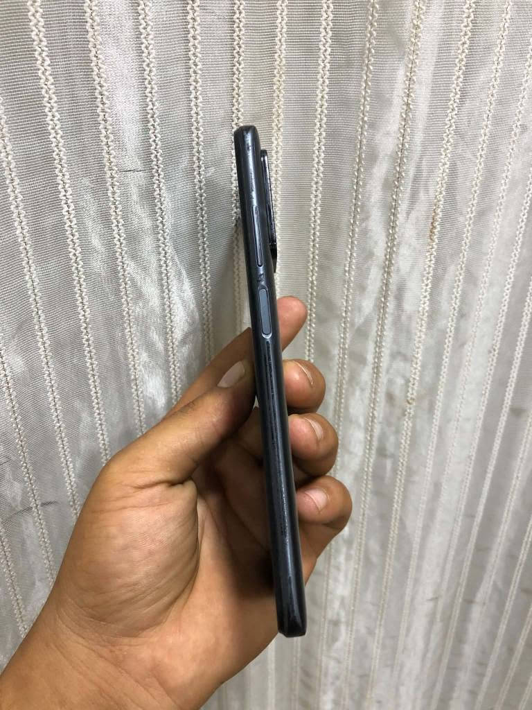 جهاز ريدمي 10 
ذاكره 128 كيكه رام 8
بطارية 6000 منفذ الشحن تايب سي
معالج سناب دراكون 810
ببجي 60 فريم 
دبل سيم كارت او رام
بصمات 2 وجه والاصبع جانبي 
للبيع سعر 115 الف 
شراي اتصل او رقم بي واتس اب *********** الشريقات, صلاح الدين

