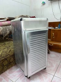 دولاب ألمنيوم • ابو تايرات • نضيف