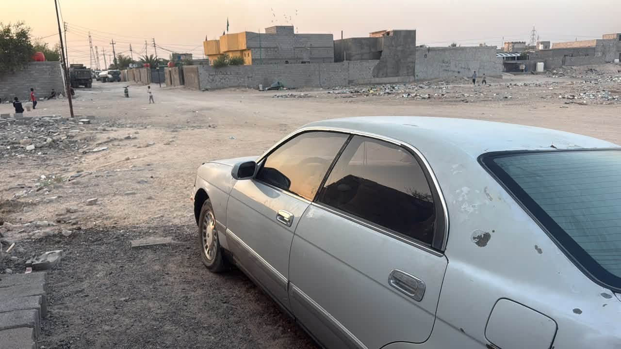سلام عليكم بطه للبيع مكينه جديده تبريد شغال حداده حلوه رقم أنبار مكفوله من كصه ونغل جثه مكاني زبير شعيبه *********** سعر 35 وبيهه مجال

