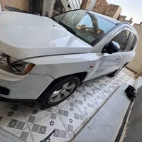 جيب كومباس • ٢٠١٦ • ضربة خفيفة