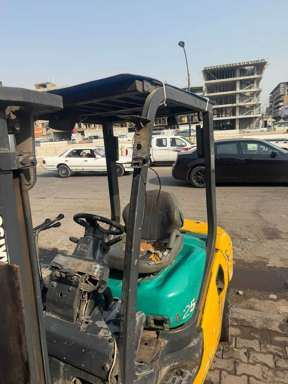 كوماتسو • ٢٫٥ طن • مبدل كازكيت