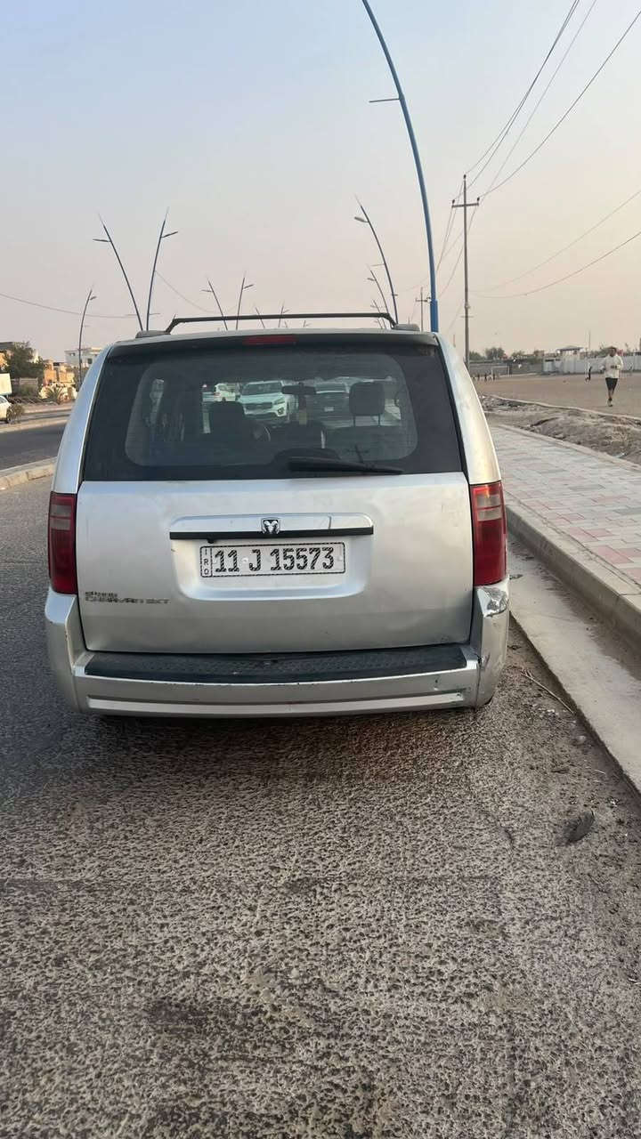 دوج كرفان ٢٠٠٨ السعر ٩٠ وبيهه مجال *********** عمارة, ميسان
