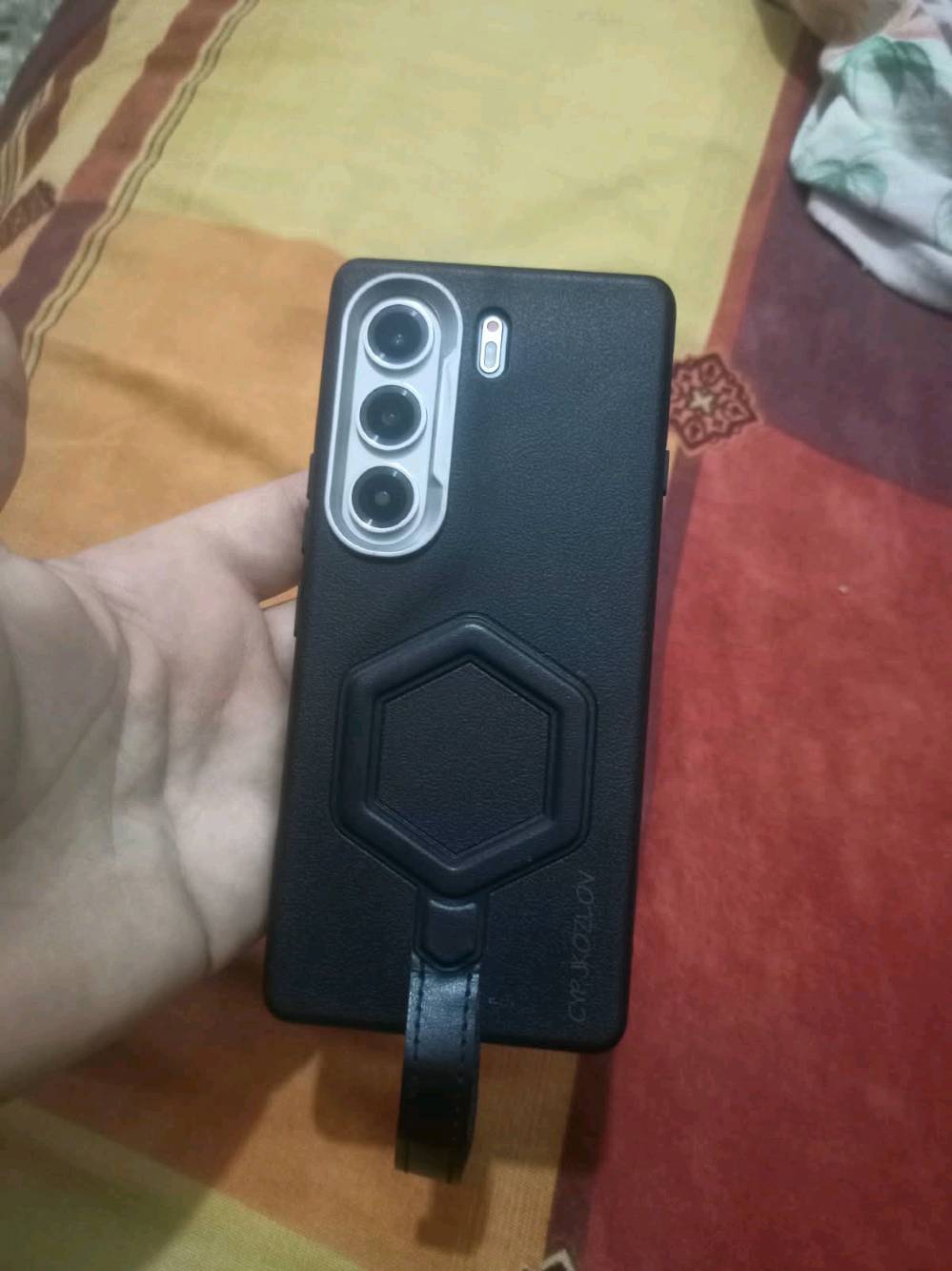 تكنو كامون 40 برو • 5G • شاشة مشروخة