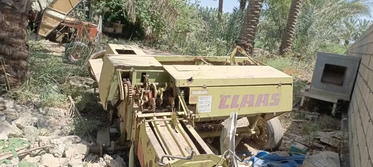 البيع موديل 2012 جاهزه وشغاله  شرط الفحص نضافه موضحه بل صور المكان ديالئ ***********
