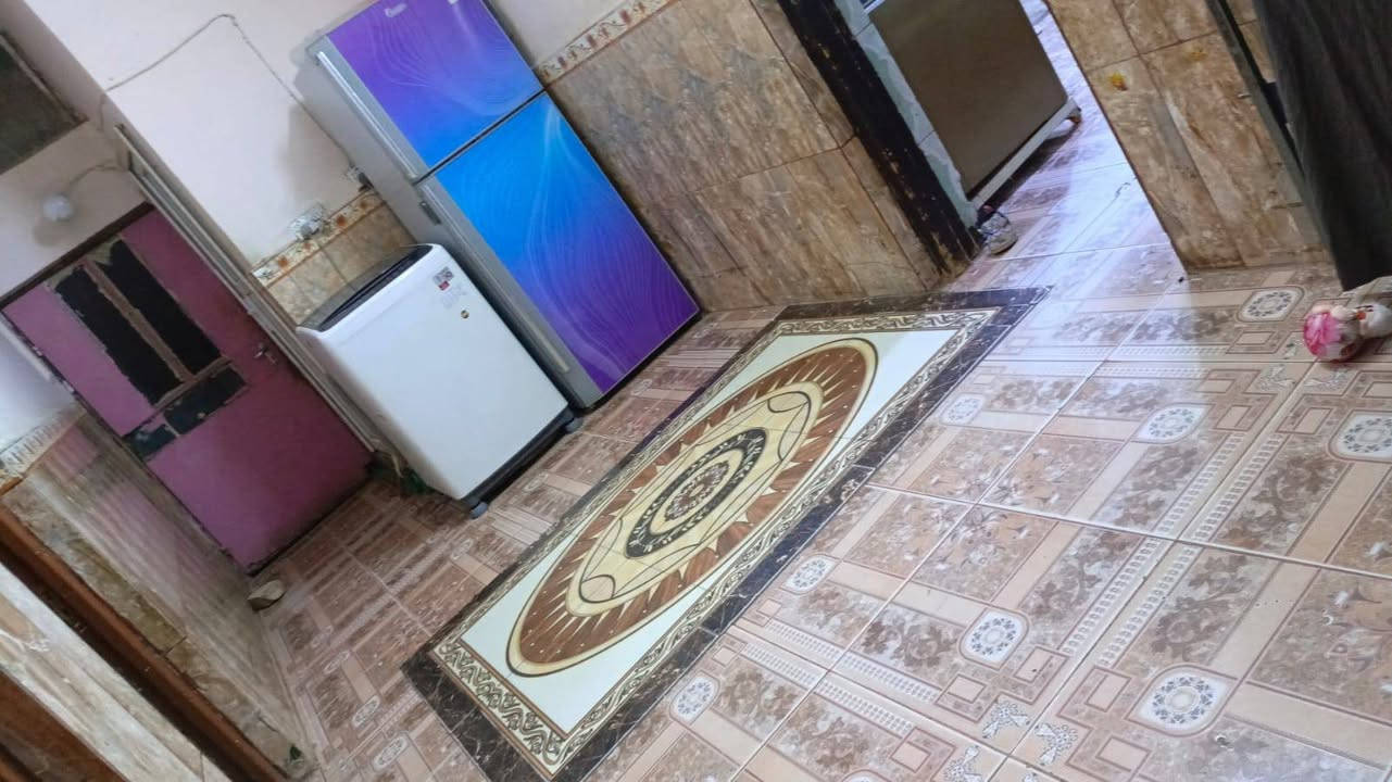 يا الله

  على بركة الله

  البيت للبيع

مساحته  200 متر  

 موقع حي شهداء خلف مطعم ابو شاهر

طابوو ملك صرف 

تحويل مباشر 

   3 غرف نوم 
 غرفتين في طابق الارضي   + غرفه في طابق الثاني  
صاله واستقبال ومطبخ كبير 

الشراي فقط يتصل ***********
