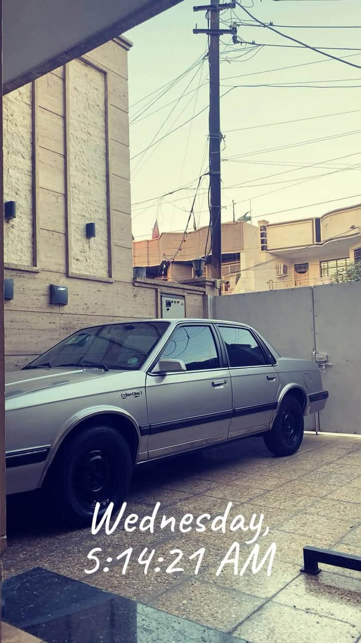 السلام عليكم أولدز للبيع موديل ٩٠ مصبوغة احزام فقط اثر جراد السيارة كهربائياتها شغالة كلها مكينة وگير عل البلاد مابيها اي نقص السعر٧٦ ورقة رقم الهاتف *********** العنوان بغداد الجديده
