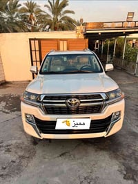 لاندكروز • ٢٠٢١ • كامل مواصفات