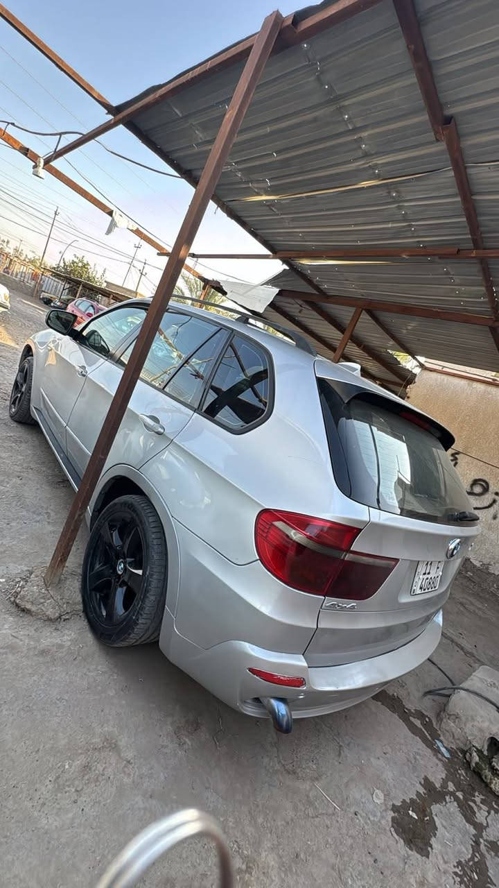 ***********سيارة BM نضيفة ضطريت أبيعها للتواصل ع الرقم الفوك
