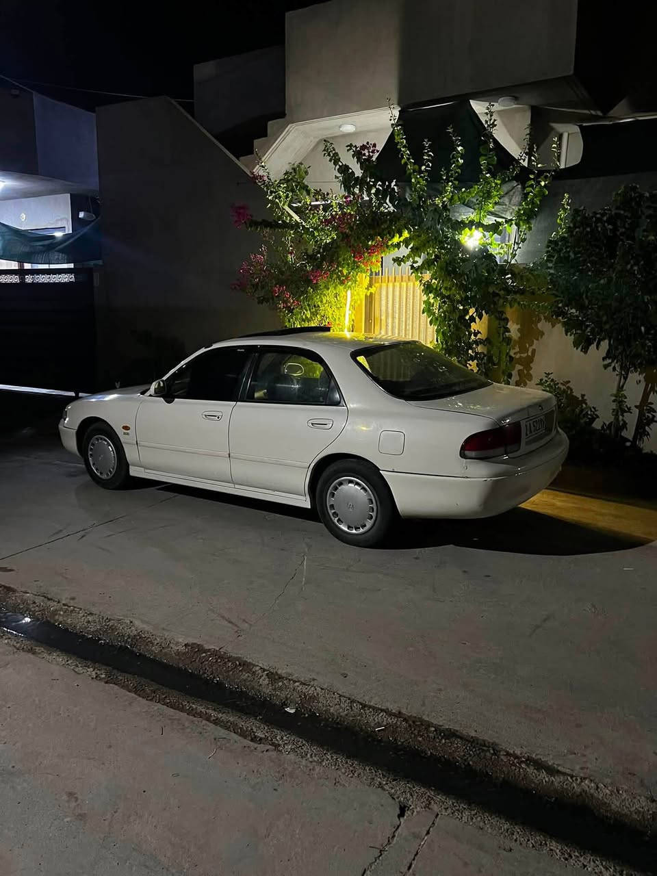 مازدەی فاسولیا ١٩٩٣
گێر و مەکینە و تەبریت بەشەرت

کۆبۆنی بەنزینی هەیە 

براوە وەرگەران بەشەرت 

بەس پێشی جەمپی زۆر خەفیفی هەیە

رەقەمو ژینگەی 2030

شوێن کەرکوک

***********

50وەرەقە
