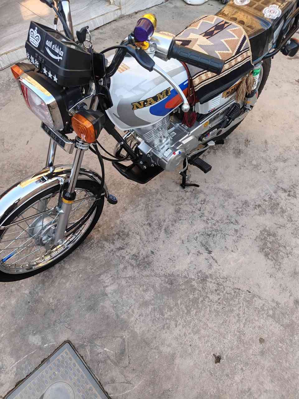 نامه شلامجه للبيع تعمير 26 شهر الواحد شاطي سكنر 26 دراجه ماناقصها أي شي كسر كارتون بعدها مكان حله شارع 80 والموشراي لايتعبني لن الدراجه بعدها جديده الشراي يتصل ع الرقم ***********
