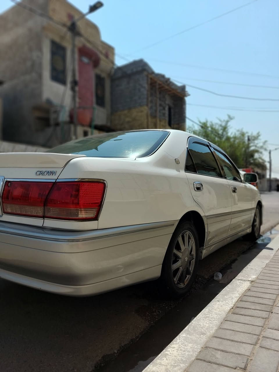 سلام عليكم ملكه جنون مديل 2000 كفاله ضربه كصه صبغ نقل جذثه كفاله ملاحظات بسطه بيهه سياره ماناقصهه شي رقمهه بغداد بسمي تحويل ثاني يوم سنويه لل29  بيع مراوس عادي حسب القناعه الاتصال ع الرقم ***********
