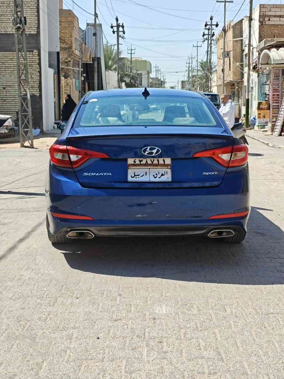 السلام عليكم للبيع سوناتا 2016 وارد امريكي بيها قطعتين والسونار بالصور الفئه سبورت السعر 118 وبي مجال ***********
