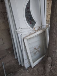 ٣ أبواب • ٢ شبابيك • ديالئ الخالص