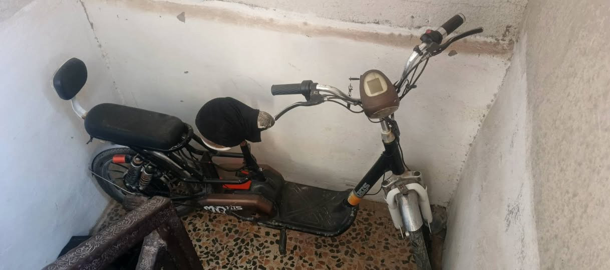 بايسكل شحن للبيع بدون بطاريات كفر بطاريات موجود يرادله بطاريات نضيف كل شيء مابي سعره ١٠٠ كربلاء كنطره السلام *********** كربلاء, العراق
