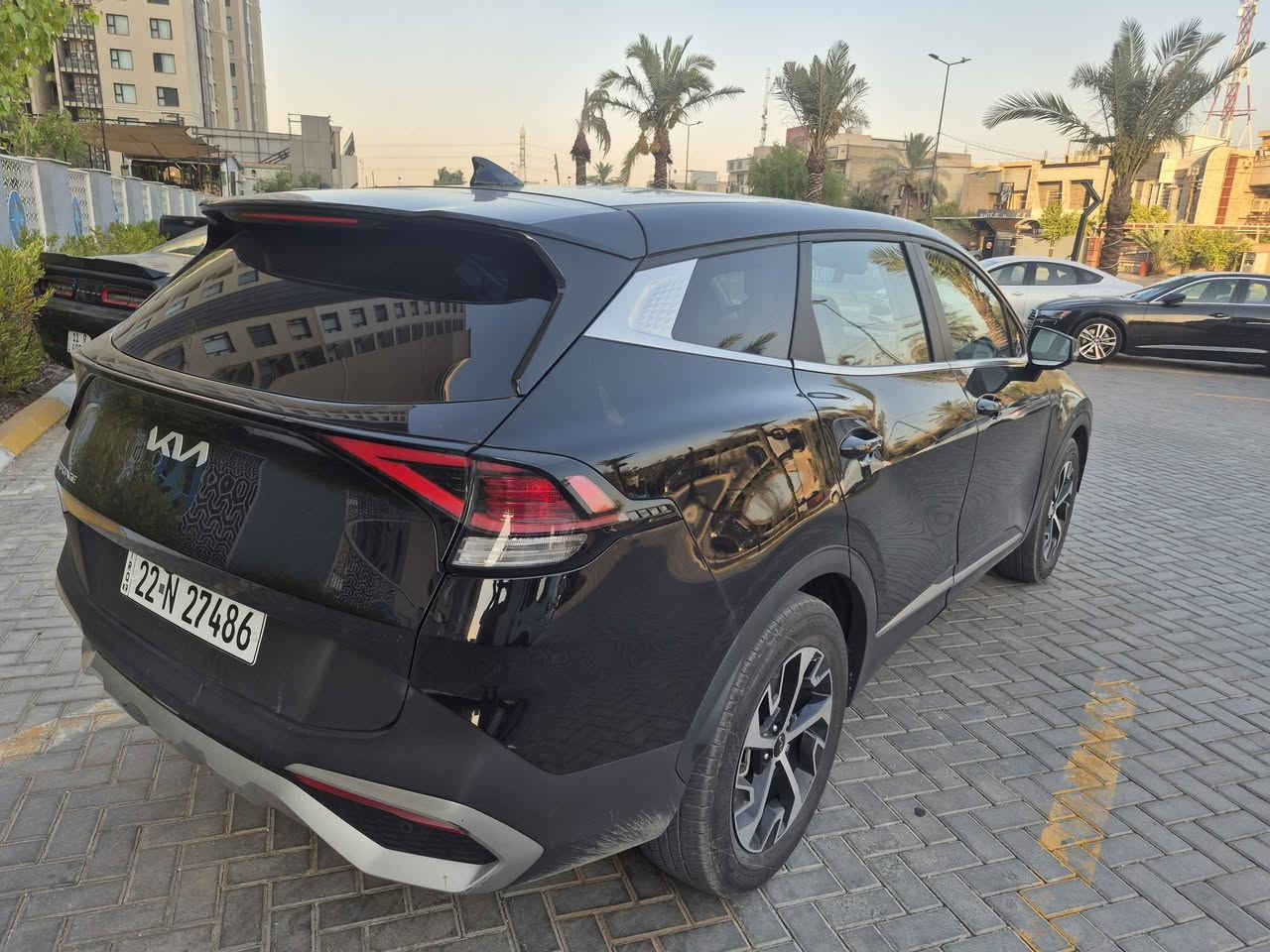 السلام عليكم
سبورتج 2024  EX
 وارد امريكي 
 فول عده الفتحة 
مكينة 2500 
ماشية 24 ميل 
بصمة وتشغيل عن بعد 
كشنات جلد 
تدفئة كشنات 
كشن كهرباء 
تبريد قطعتين 
حادثها سطحي ربع بنيد صبغ وجاملغ سكن
بدون دواخل بدون ايرباك 
السعر 184 وبيها مجال 
مكاني بغداد 
***********
***********
